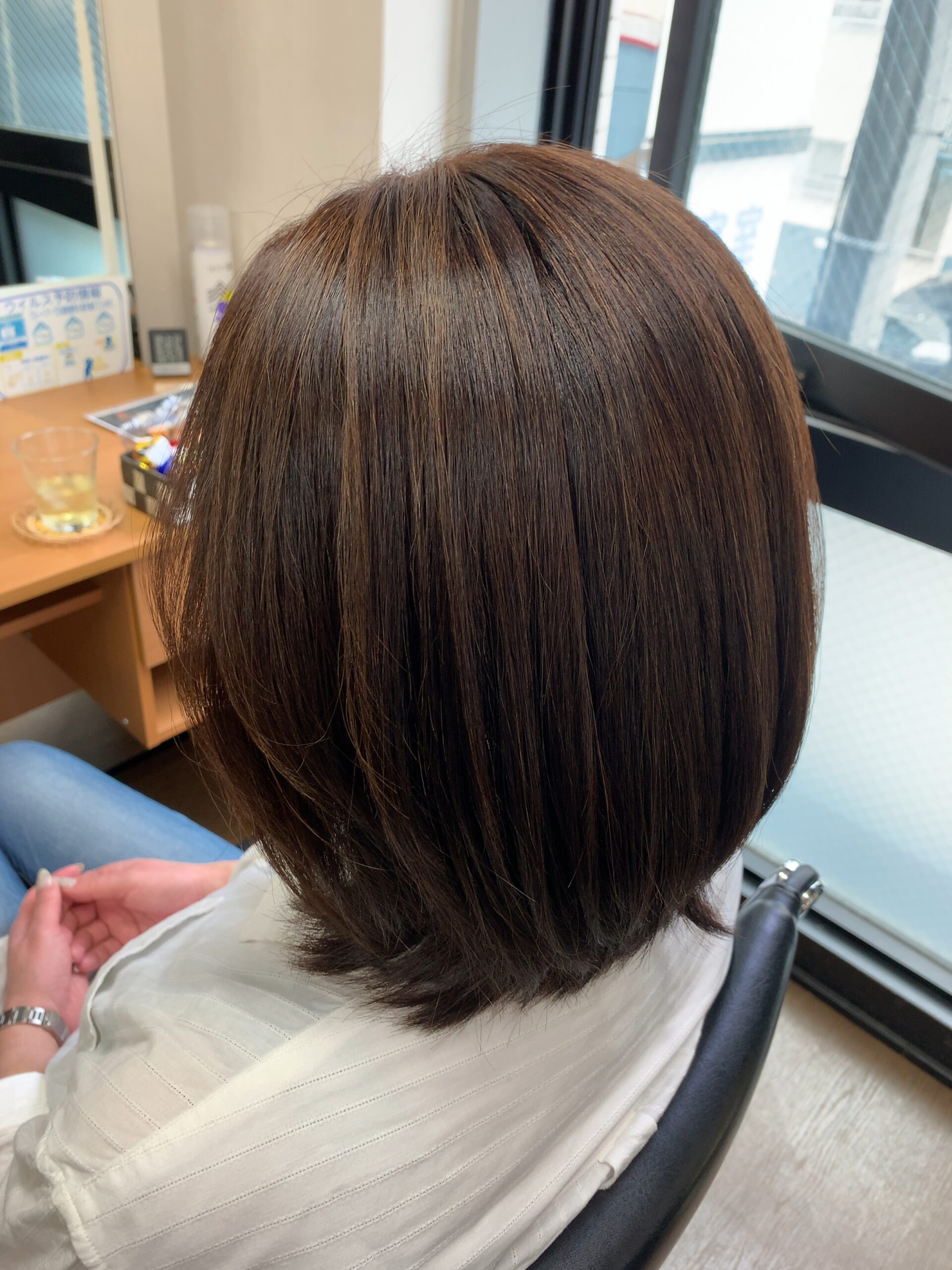 いつも毛染めのあと 耳の裏が赤く腫れていました ブルーヘアー